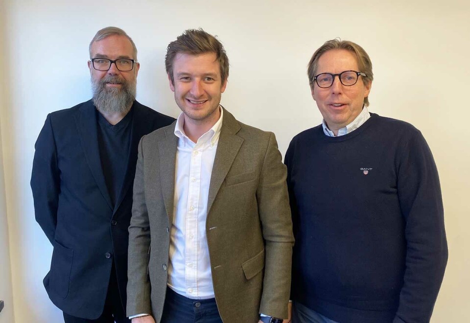 Skiller lag: Konsernsjefen i Dentsu Norge, Paal Fure, sammen med dagens byråleder i Red Dentsu X, Adrien Bjørnskau, og tidligere byråleder og gründer av mediebyrået Red, Christian Espeseth, som nå forlater Dentsu.