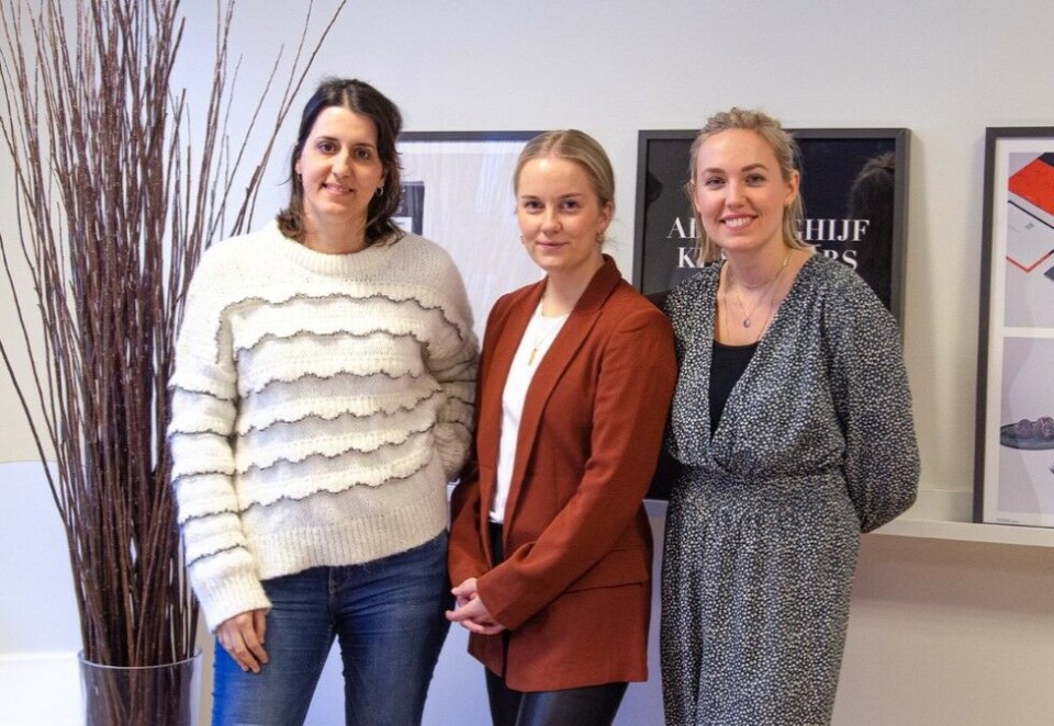 Nye og gamle: To nye og en «gammel» inn i Design Container. Fra venstre Sofia Campos, Malin Skeie og Gabrielle Stensrud starter alle 2020 med nye jobber i Design Container.