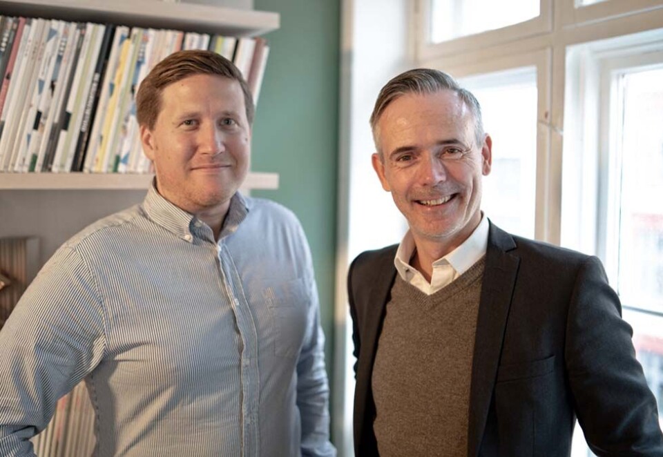 Henter fra Carat: Simen Halvorsen (t.v.) begynner som performance-rådgiver i Ernö. Her sammen med den nye Ernö-sjefen Stian Giskeødegård. - Vi opplever stor vekst på områder utenfor den tradisjonelle reklamebyråvirksomheten, sier Giskeødegård.