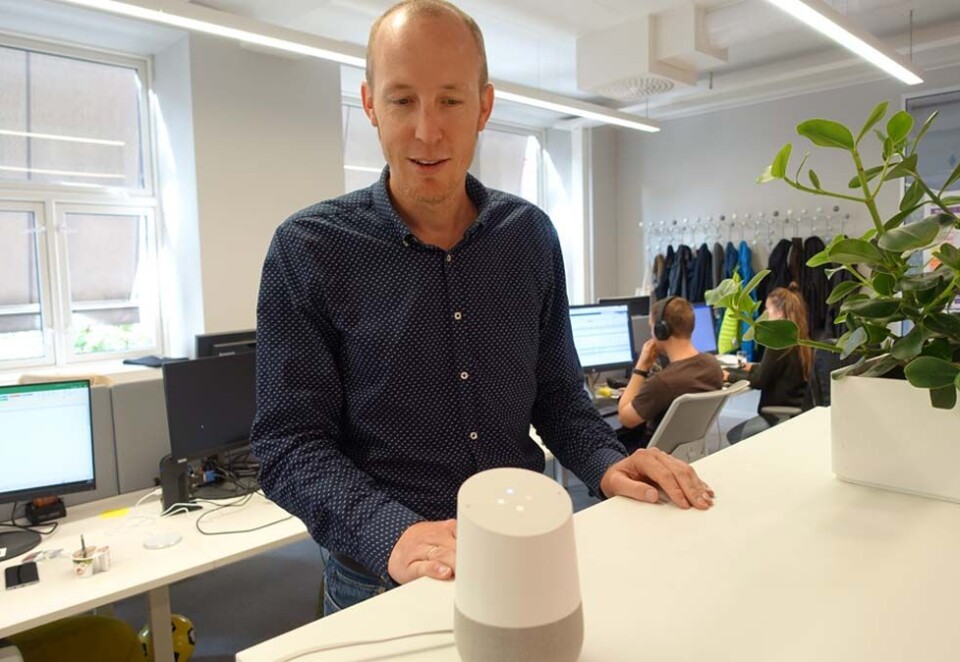 - Handlemønstre endrer seg: Med god hjelp av den nye reklamefilmen til Rema 1000 har smarthøytalere, smarthus og digitale stemmeassistenter stukket av med overskriftene. Mindshares Peer Morten Løchting tror norske annonsører og medier står overfor en mini-revolusjon. - Våre handlemønstre vil endre seg. skriver han i dette innlegget.