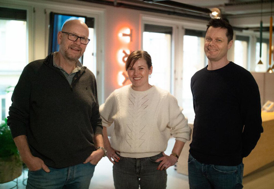Satser på design: Konsernsjef Kjetil Try (til venstre) med sin nye designsjef Tonje Jæger og Apt-sjef Kaare Øystein Trædal. Foto: Try
