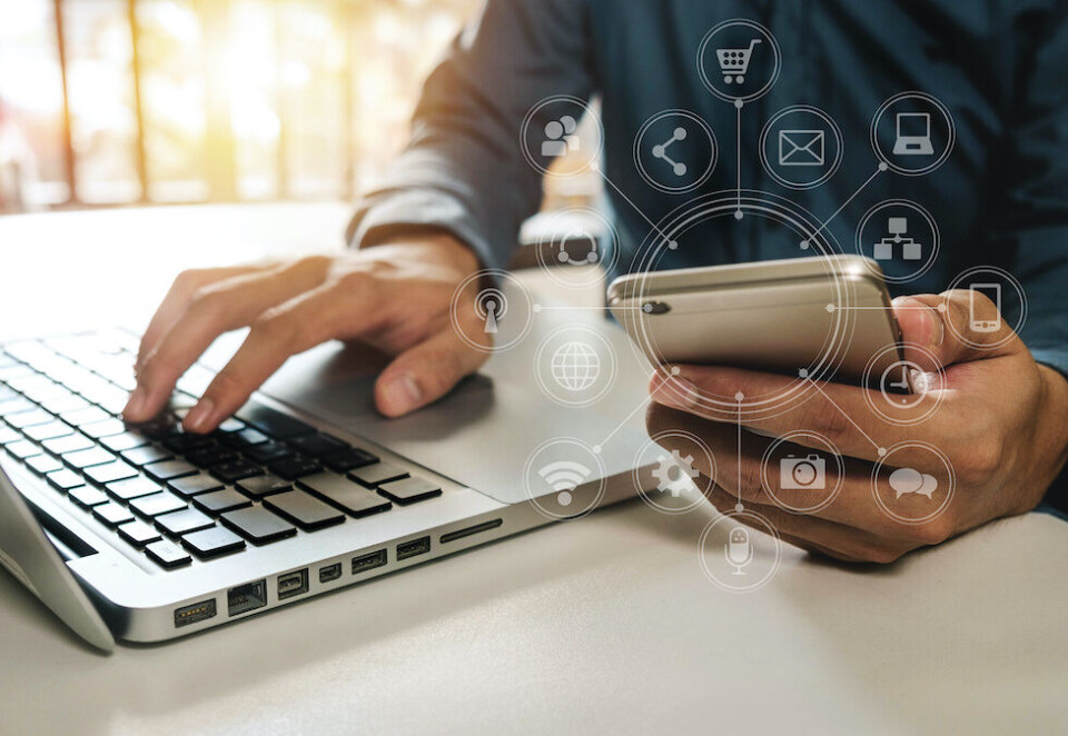 Transkripsjon er kritisk funksjonalitet i et moderne servicesystem. I motsetning til et lydopptak av en samtale, kan en transkripsjon nemlig behandles maskinelt, noe som legger til rette for veldig mange andre fordeler. (Foto: Salesforce)