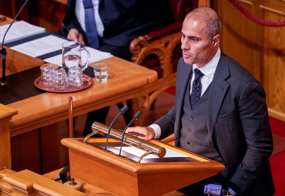 - Pliktskyldig: Stortingspolitiker Mahmoud Farahmand (H) sitter med et inntrykk av at den kritiske dekningen av fotball-VM i norske medier har vært litt påtatt. - Det har nærmest virket litt pliktskyldig når mediene kritiserer Qatar, sier han. Foto: NTB.