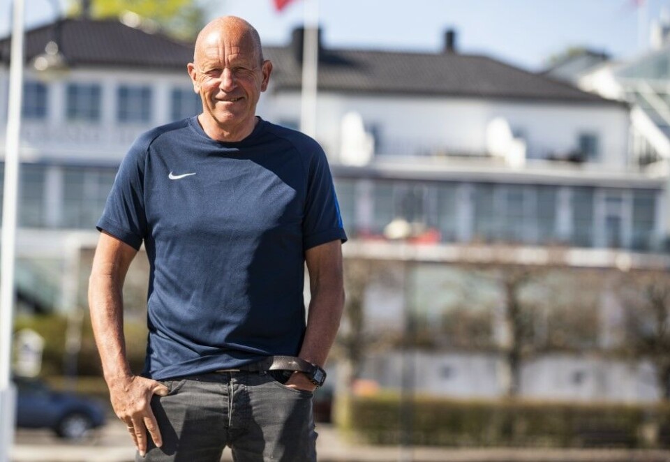 Kommentator: Nils Johan Semb ledet landslagsherrene til EM-sluttspill i 2000. I 2022 er han klar som kommentator for Viaplay. Foto: NTB.