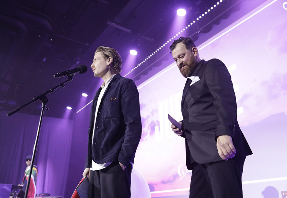 Gavmilde juryledere: Christian Hygen (til venstre) og Per Erik Jarl har vært juryeledere i årets Gulltaggen. Deres ambisjon var å dele ut gull i alle kategorier og et Grand Prix, og det har de klart. Foto: Eivor Eriksen