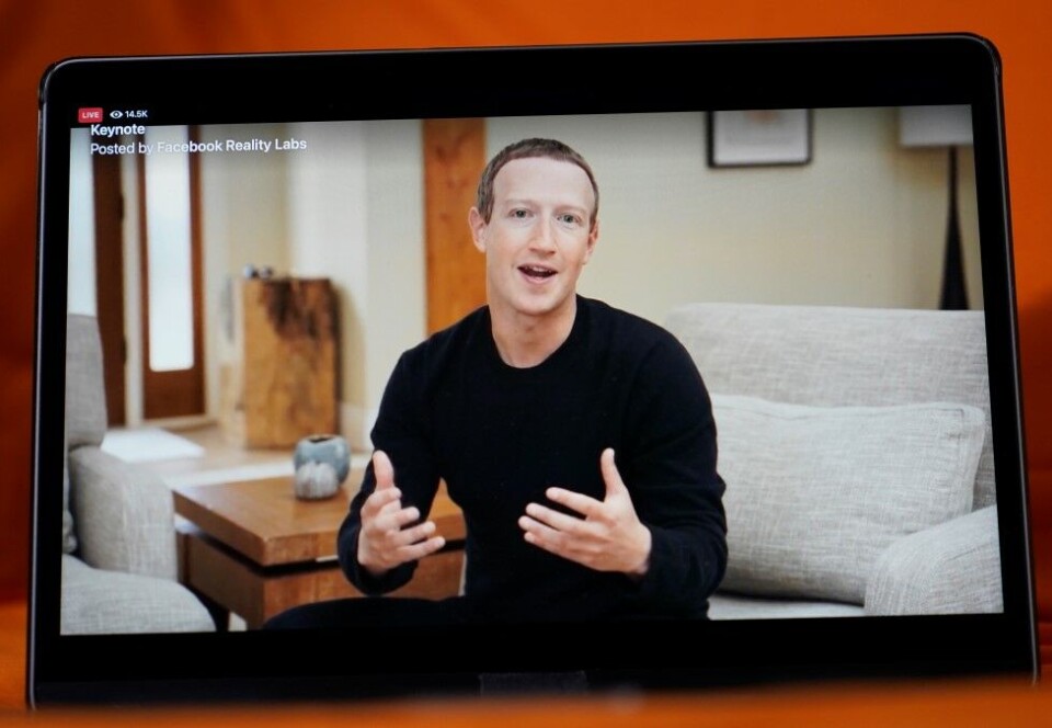 Skal satse på virtuell virkelighet: Torsdag annonserte Facebook-sjef Mark Zuckerberg selskapets nye navn, Meta, som spiller på metaverset selskapet skal lansere. - Du vil kunne gjøre nesten alt du kan forestille deg i metaverset, sier Zuckerberg.