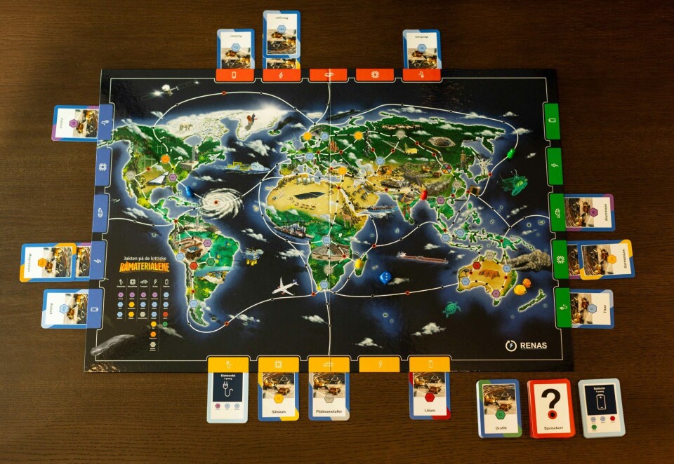 Skattejakt i stua: I det nye brettspillet fra RENAS legger spillerne ut på jakt etter råmaterialer. Foto: RENAS/Nucleus