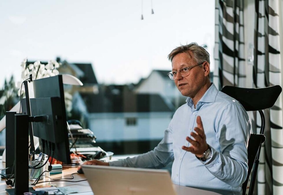 - Går forferdelig raskt: Direktør i Nkom, Pål Wien Espen, sier eksplosjonen i bruk av kunstig intelligens på flere sosiale plattformer er en «gamechanger». - Det går forferdelig raskt, og kappløpet mellom techselskapene er i full gang, sier han.