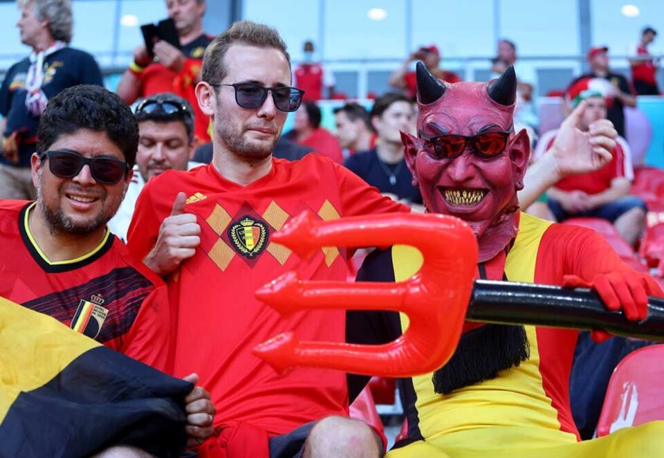 Forsinket EM-kostnad: I år ruller endelig EM av stabelen til glede for mange fotballfans, etter å ha blitt utsatt da pandemien inntraff i fjor. Det vil også vise seg i NRKs regnskaper. Foto: Scanpix.