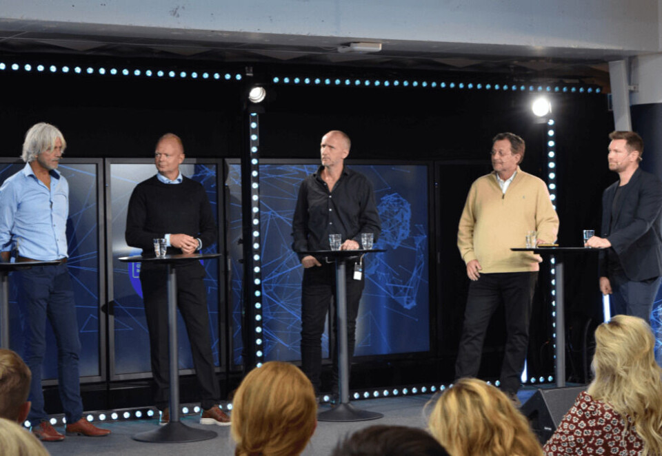 Toppmøte om sport: De høye herrer dsikuterte rettigheter under sportskonferansen i Media City under Future Week i Bergen denne uken. Egil Sundvor (f.v), Vegard Jansen Hagen, Helge Birkelund, Harald Strømme og Kristian Oma. Foto: Øyvind Hofsrud.