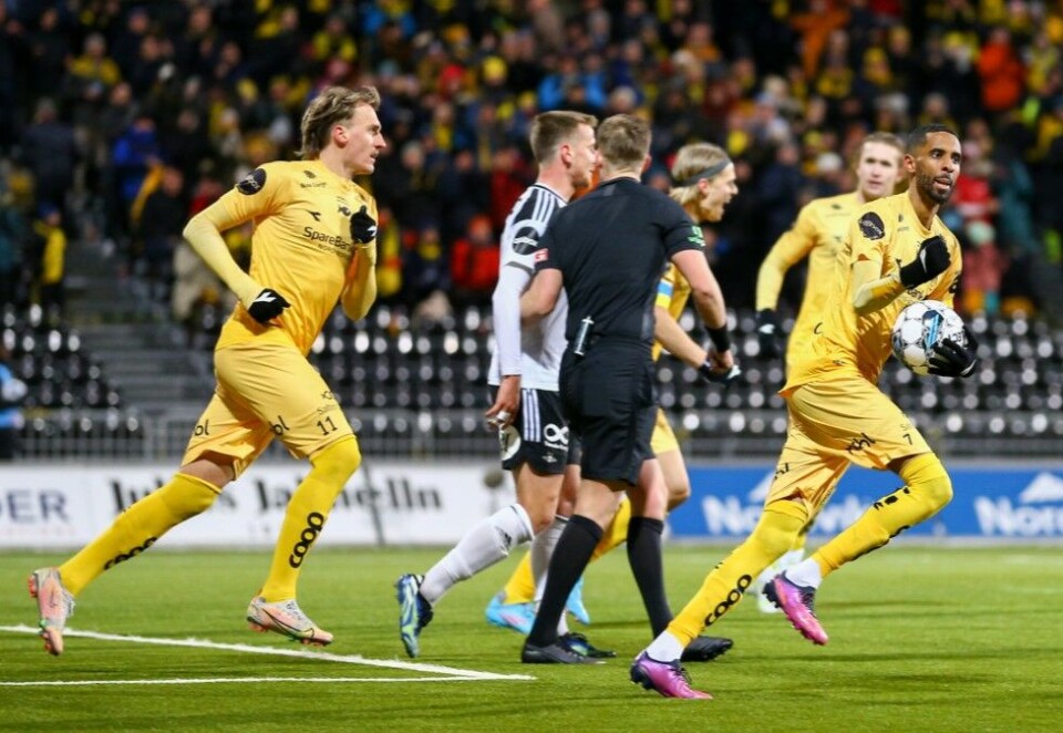 Nesten rekord: Kampen mellom Bodø/Glimt og Rosenborg endte 2-2. Det var mange som fulgte kampen, til tross for store tekniske problemer hos Discovery. Foto: Mats Torbergsen / NTB