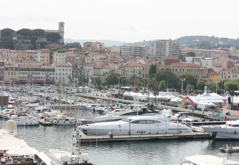 Festivalbyen: Denne uken samles den internasjonale reklame- og kommunikasjonsindustrien i den franske bade- og festivalbyen Cannes. Søndag formiddag kom de første shortlistene i en rekke ulike kategorier. Foto: Eivor Eriksen