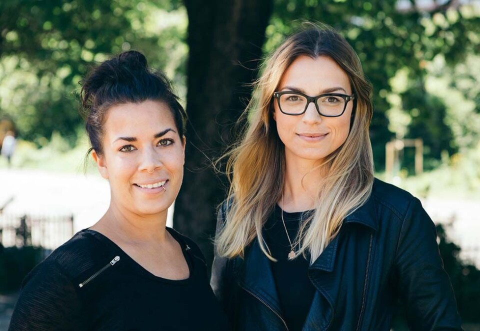 Klare for ny jobb: Liv Sjøberg og Sanda Zahirovic er nyansatte i Anti.