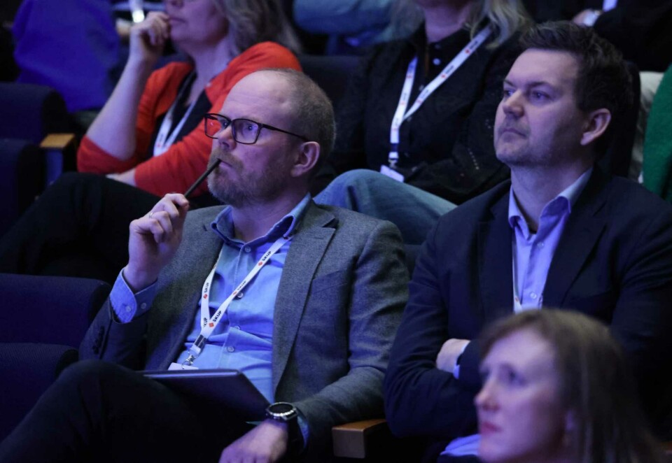 Følger med: Sjefredaktør Gard Steiro og etikkredaktør Anders Sooth Knutsen i VG satt på andre rad da Se og Hør-redaktøren gikk til motangrep på avisen. Foto: Eivor Eriksen