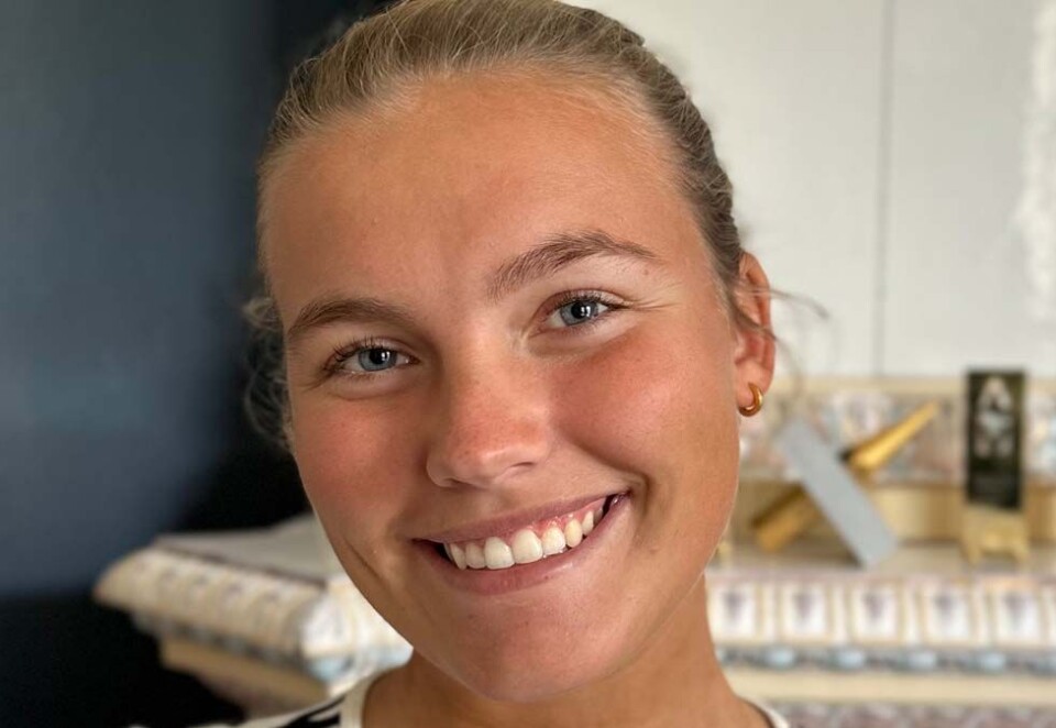 Kunstig intelligens og grenser: Hedda Friis vil ha felles retningslinjer for bruk av kunstig intelligens i teknologi- og kommunikasjonsindustrien. - Markedsføringslover hjelper forbrukerne skille mellom det som er «fake» og det som ekte, burde vi som bruker AI gjøre det samme, skriver Daytwo-rådgiveren.