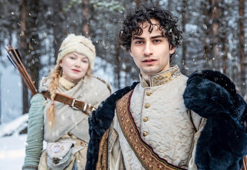 Kommer på TV 2: «Tre nøtter til Askepott» med Astrid Smedplass og Cengiz Al i hovedrollene blir tilgjengelig TV 2 Play og skal også vises på TV 2 Direkte i jula. Foto: Nordisk Film