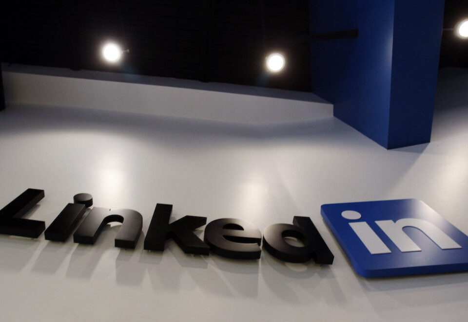 Strategisk leder i Carat Espen Grimmert har analysert banksjefJan Erik Kjerpeseth i Sparebanken Vests opptreden på LinkedIN. - Å kjøpe det samme antall annonsevisninger ville kostet rundt 800.000 kroner. Men Kjerpeseths engasjement er verdt langt mer enn annonsevisningene, skriver Grimmert i denne kommentaren. Foto: AP Photo/Paul Sakuma