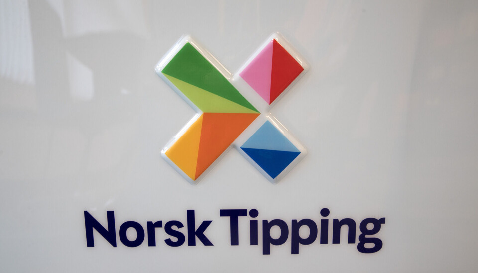Norsk Tipping har valgt seg ut rekrutteringsbyrå som skal bistå i arbeidet med å finne ny administrerende direktør. Bilde av Norsk Tipping sin logo.