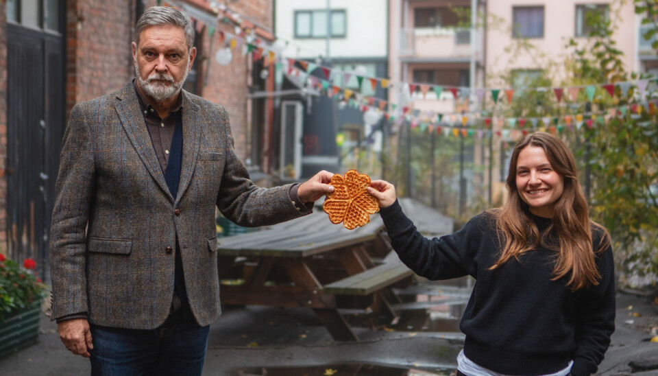 Dobbelt ansvar: Leder for reklame og innhold, John Rørdam, her sammen med leder for vafler og kreatør på sosiale medier, Emilie Wolden. John Rørdam og Emilie Wolden